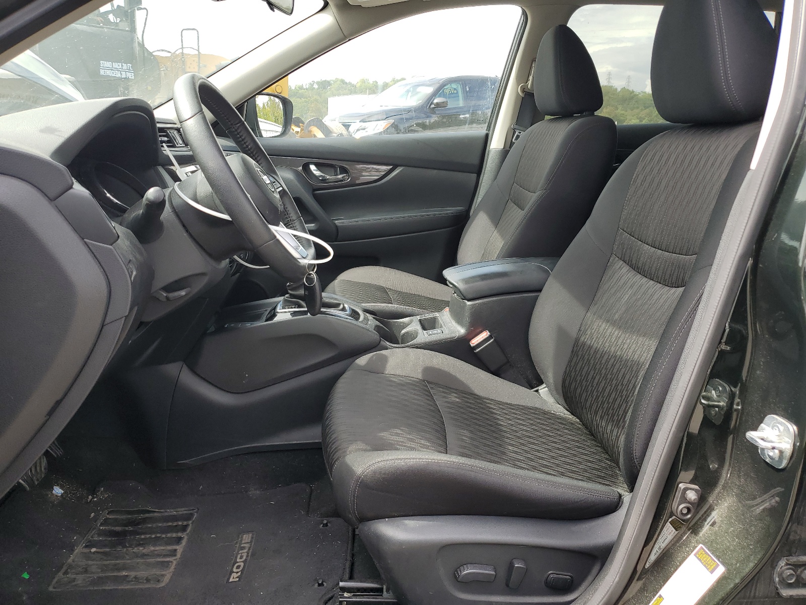 5N1AT2MV9KC828980 2019 Nissan Rogue S