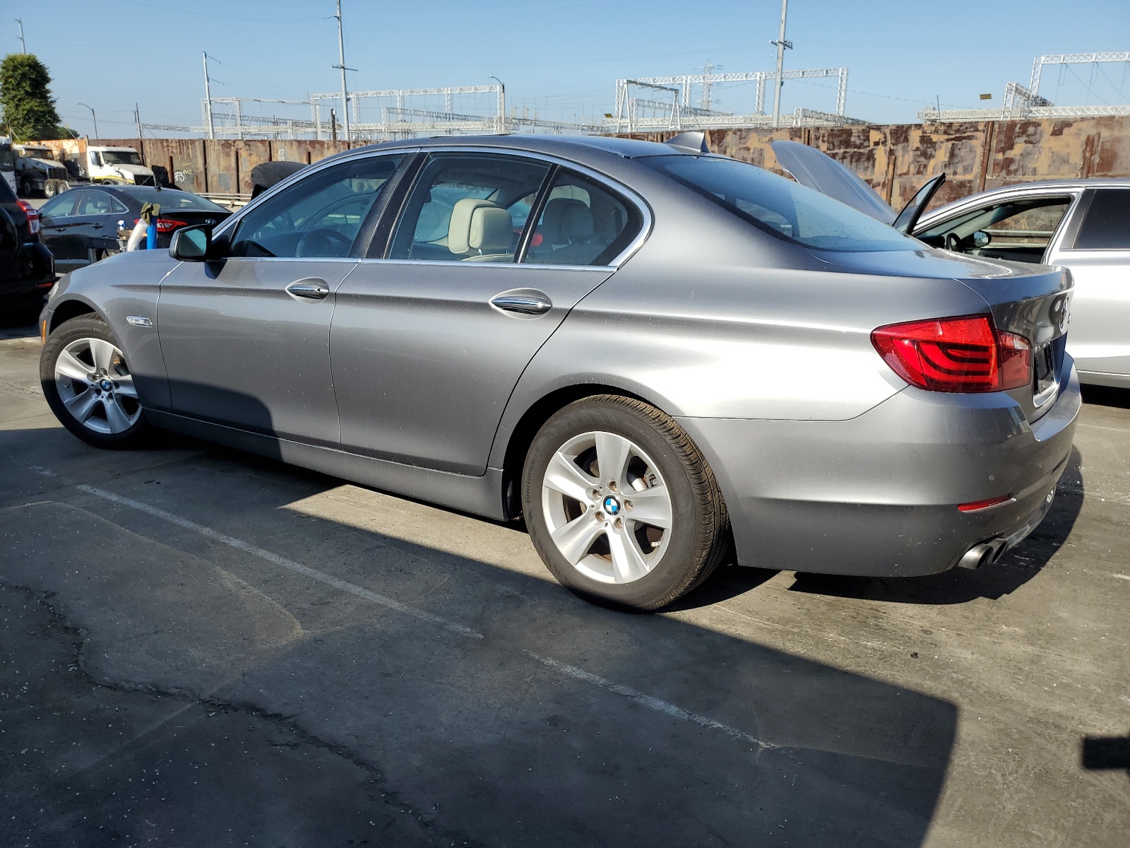 2012 BMW 528 I vin: WBAXG5C57CDX03507