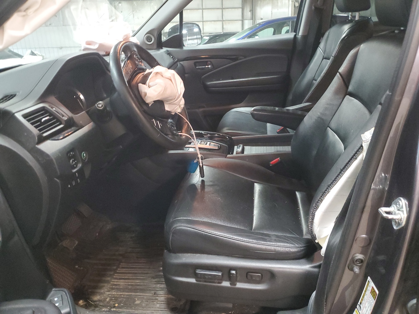 5FNYF6H97GB025531 2016 Honda Pilot Touring