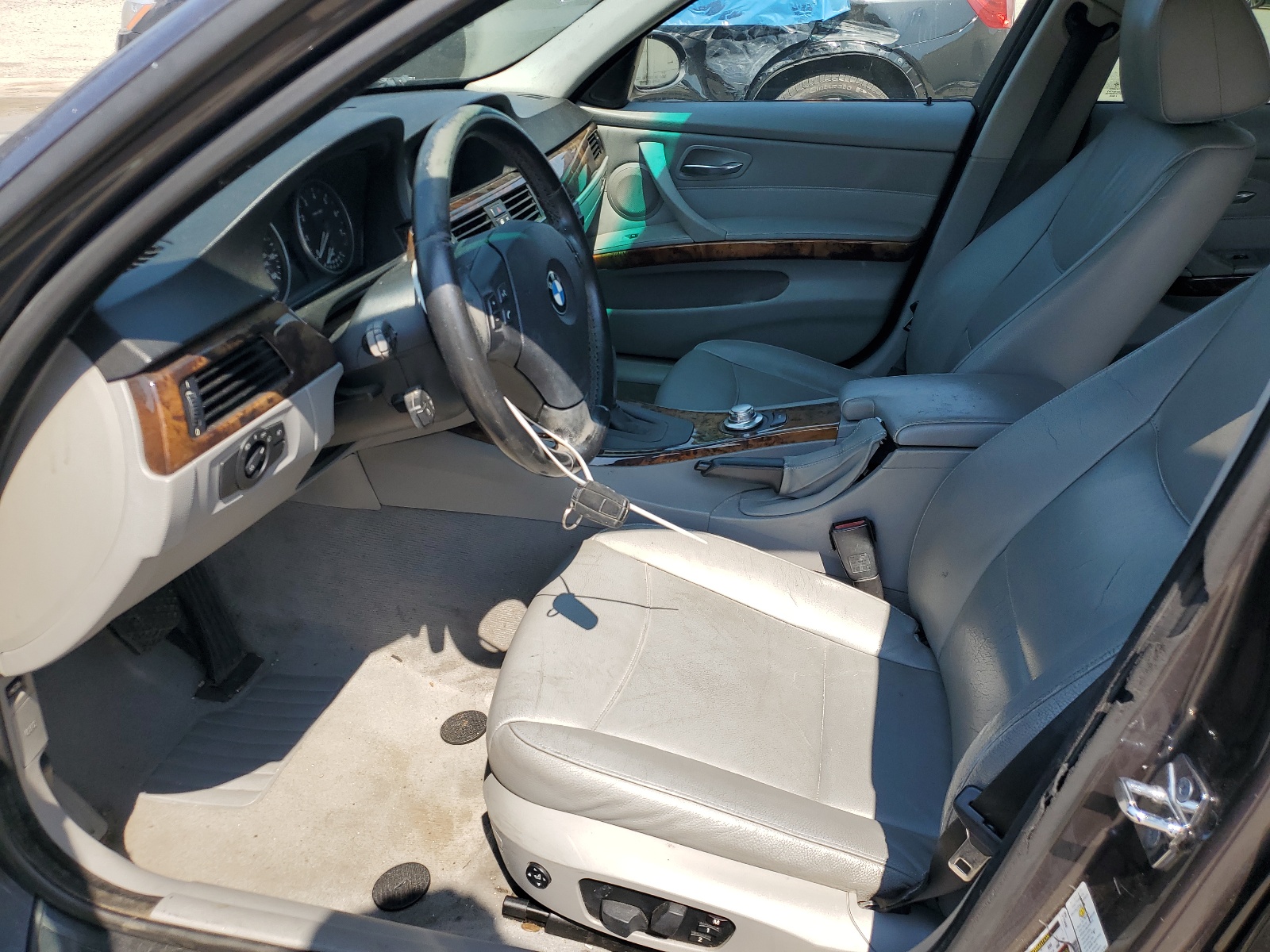 WBAVC53517FZ79131 2007 BMW 328 I Sulev