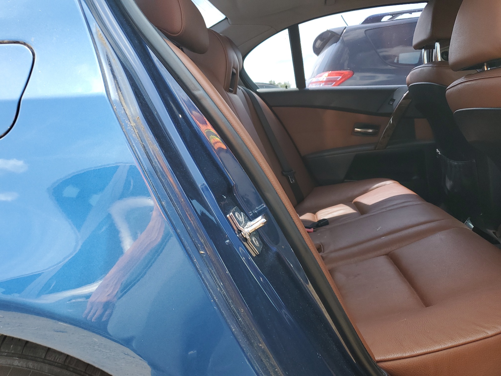 WBANE53576CK85814 2006 BMW 525 I