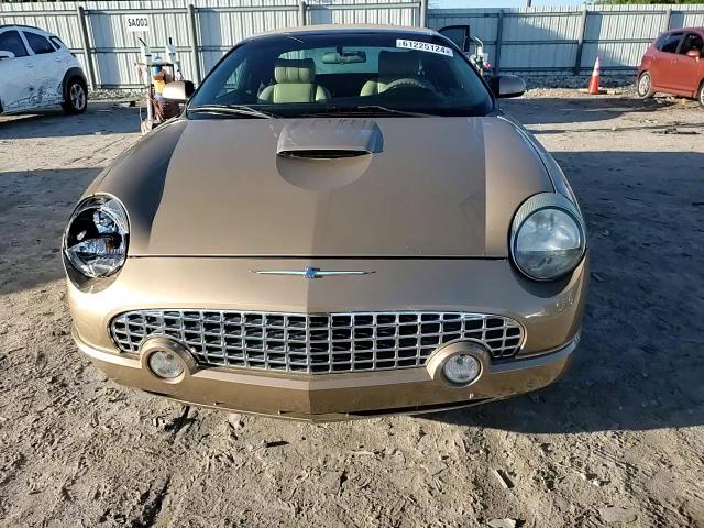 2005 Ford Thunderbird VIN: 1FAHP60A15Y102478 Lot: 61225124