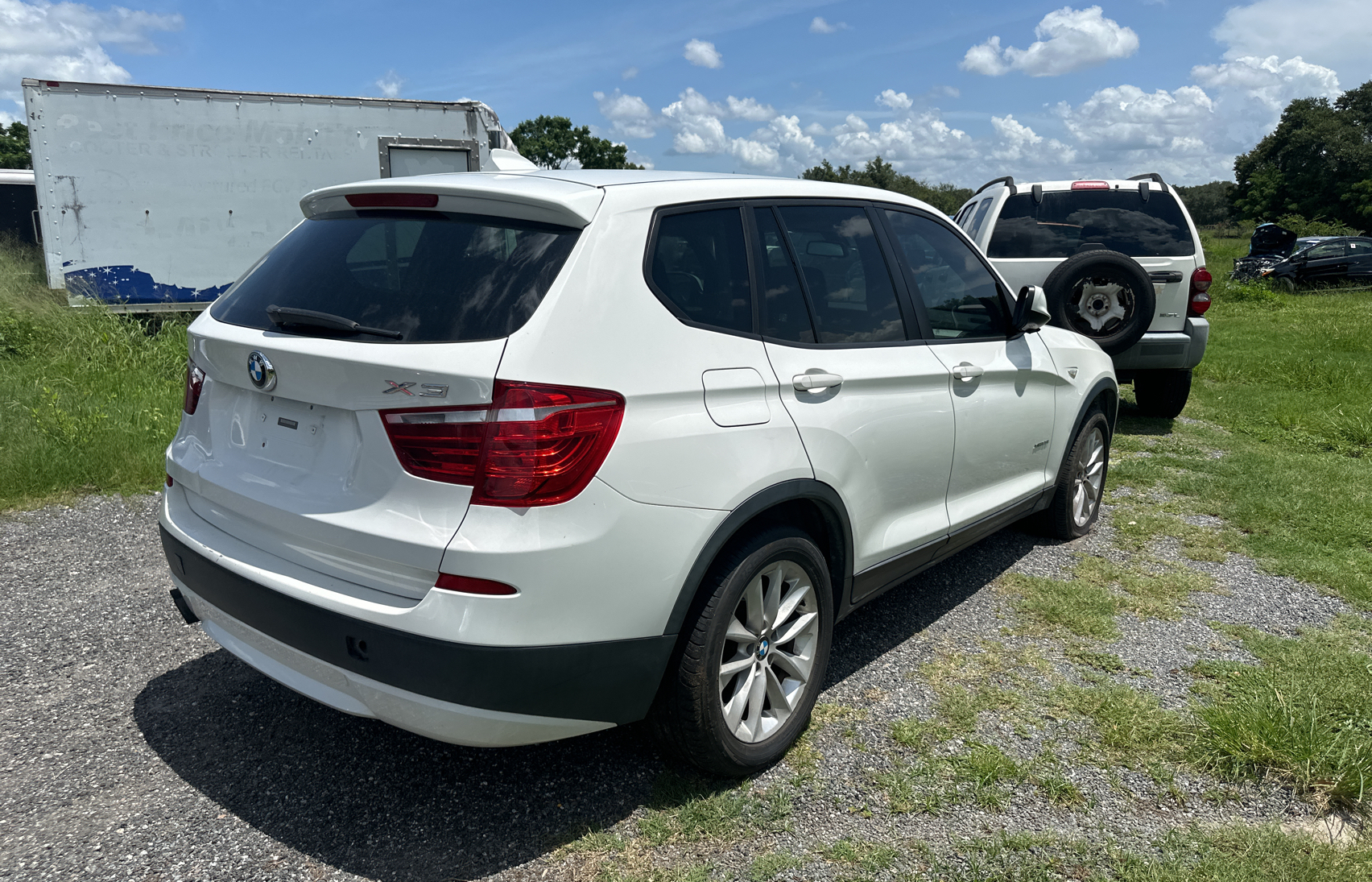 2013 BMW X3 xDrive28I vin: 5UXWX9C55D0A29700