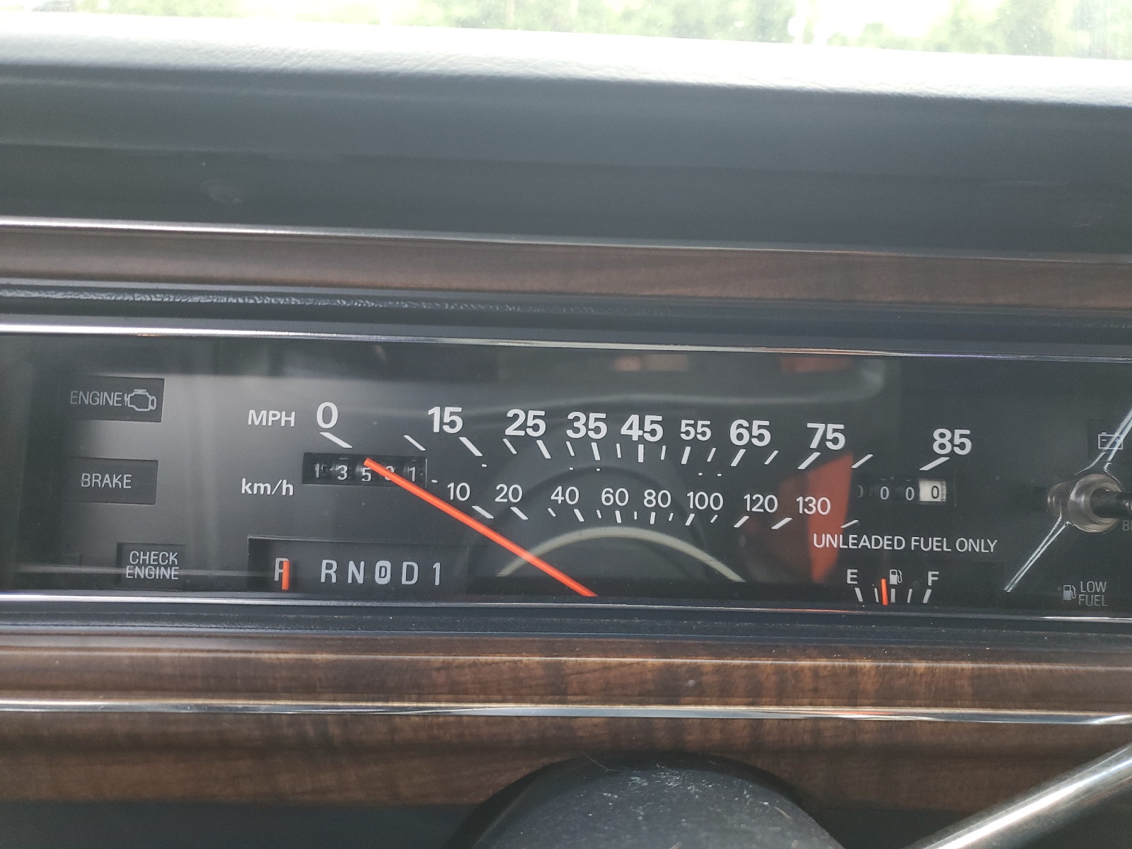 2FABP77F8KX166820 1989 Ford Crown Victoria Lx