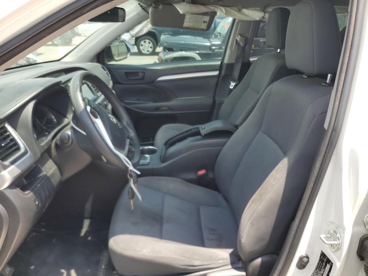 2015 Toyota Highlander Le VIN: 5TDZARFH6FS016389 Lot: 62085714