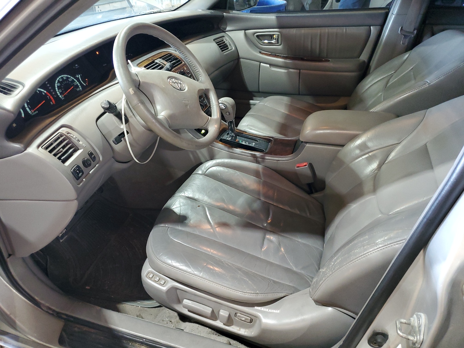 4T1BF28B22U260738 2002 Toyota Avalon Xl