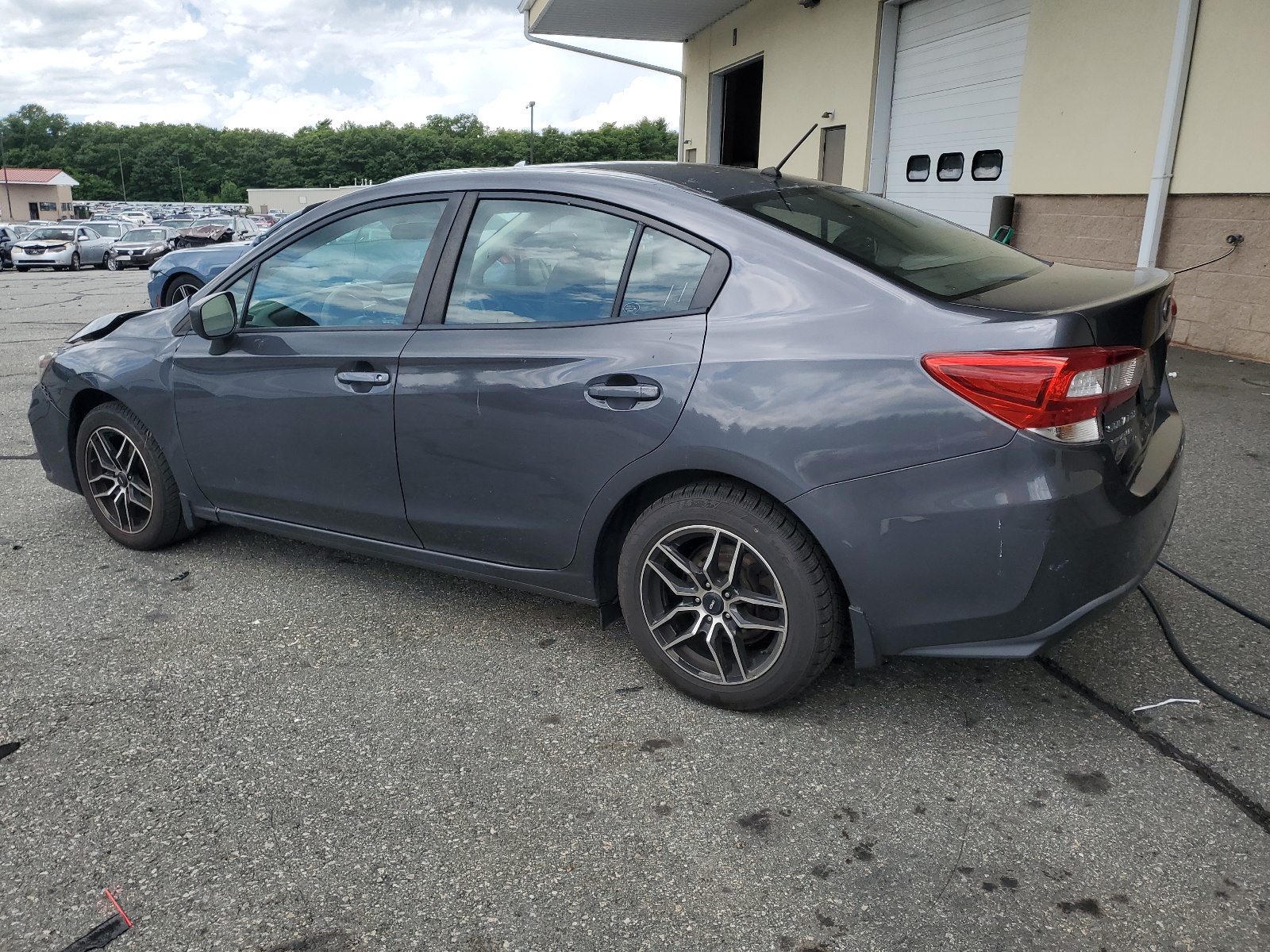 2018 Subaru Impreza vin: 4S3GKAA69J3605488