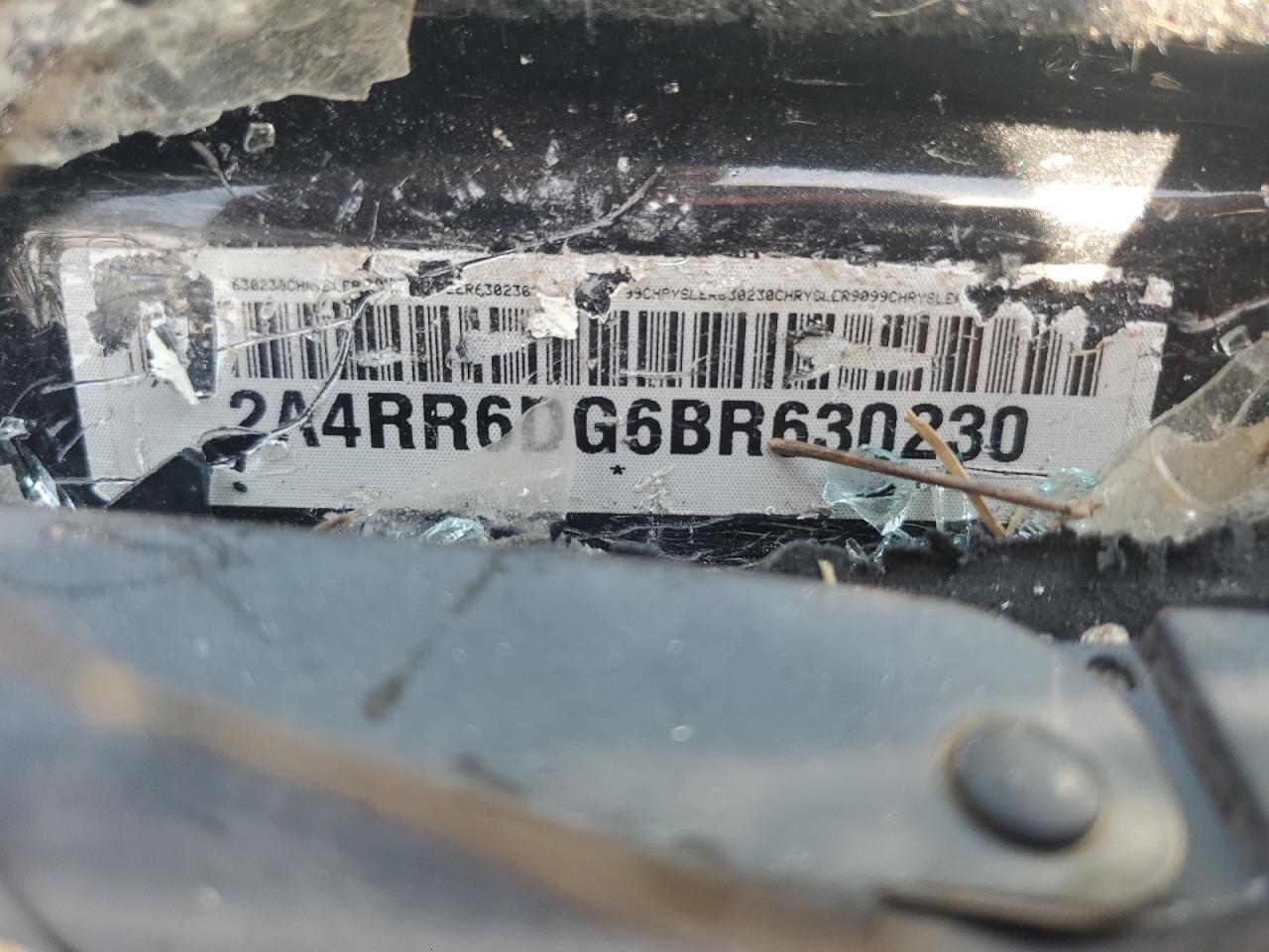 2011 Chrysler Town & Country Limited VIN: 2A4RR6DG6BR630230 Lot: 62893404