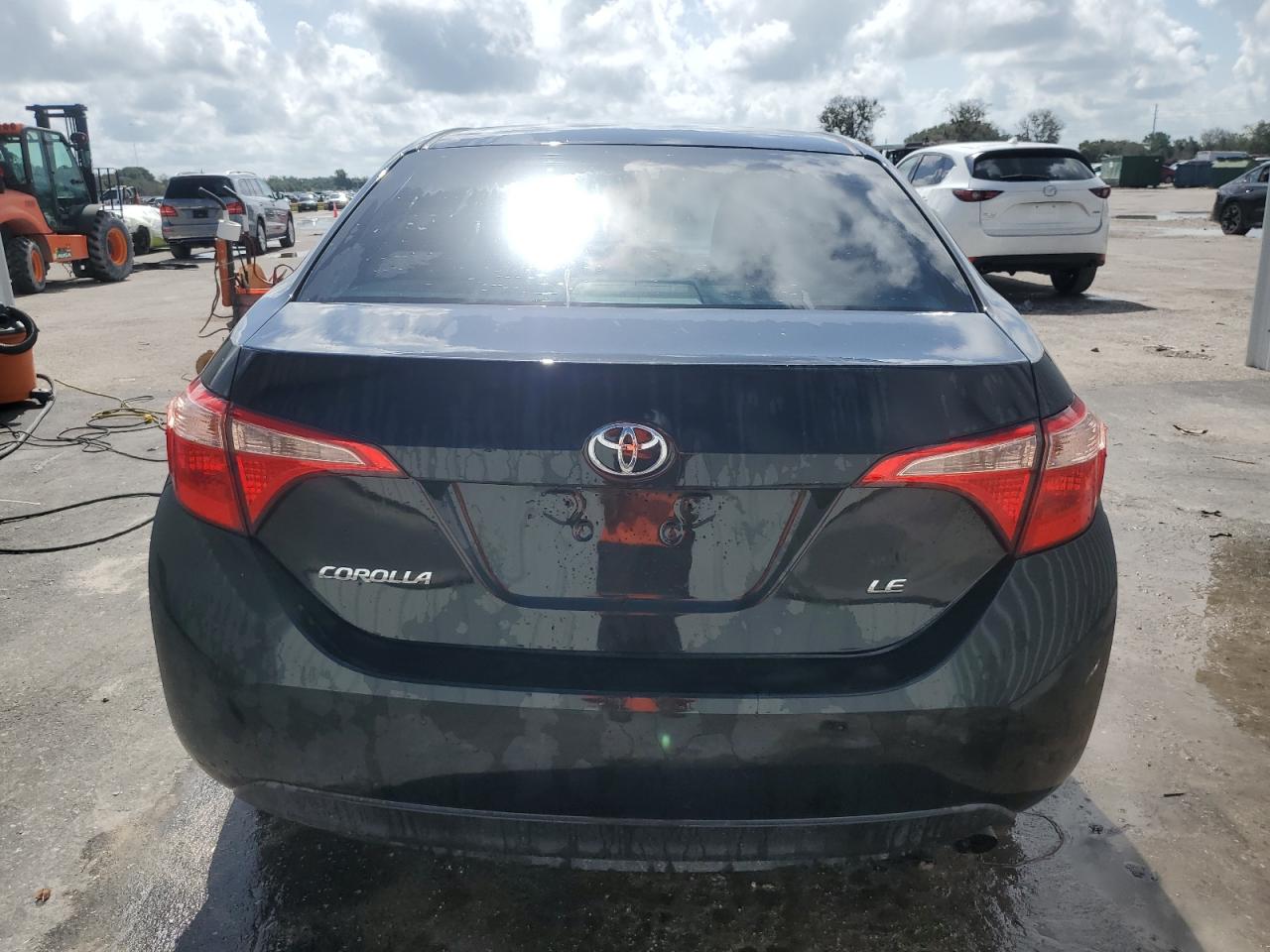 2019 Toyota Corolla L VIN: 5YFBURHE0KP946397 Lot: 61851304