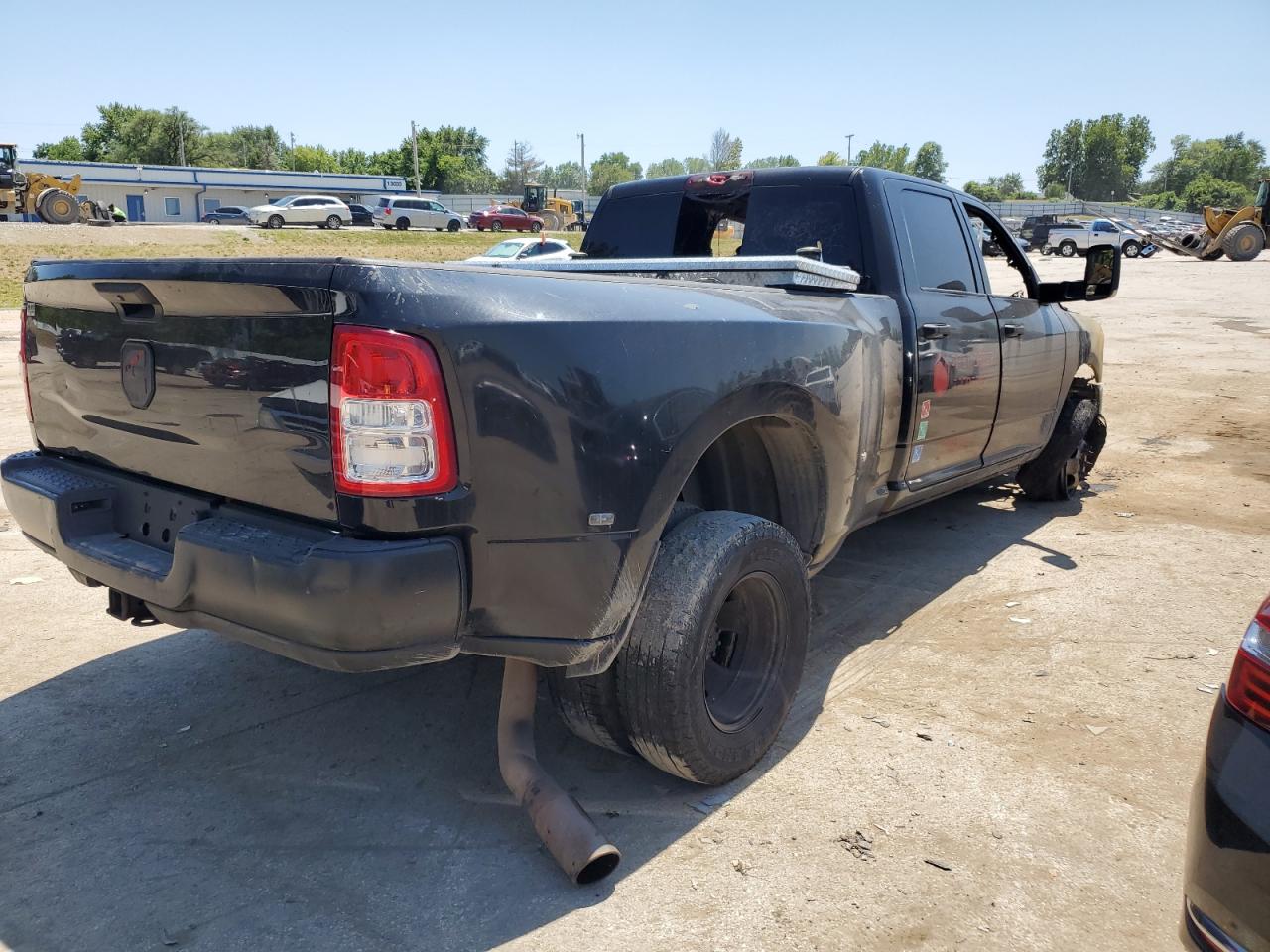 2020 RAM 3500 - Image 3