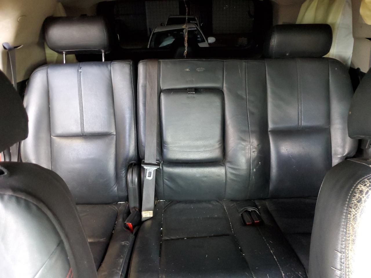 2008 GMC Yukon VIN: 1GKFC13C88J109314 Lot: 77553364