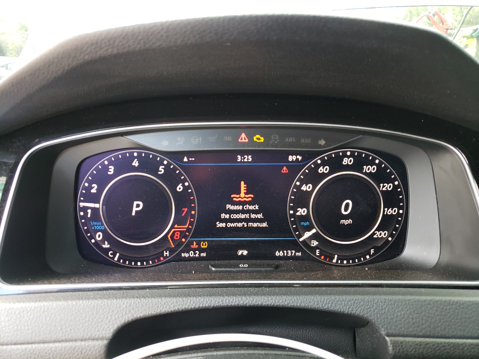 WVWVF7AU4JW215748 2018 Volkswagen Golf R