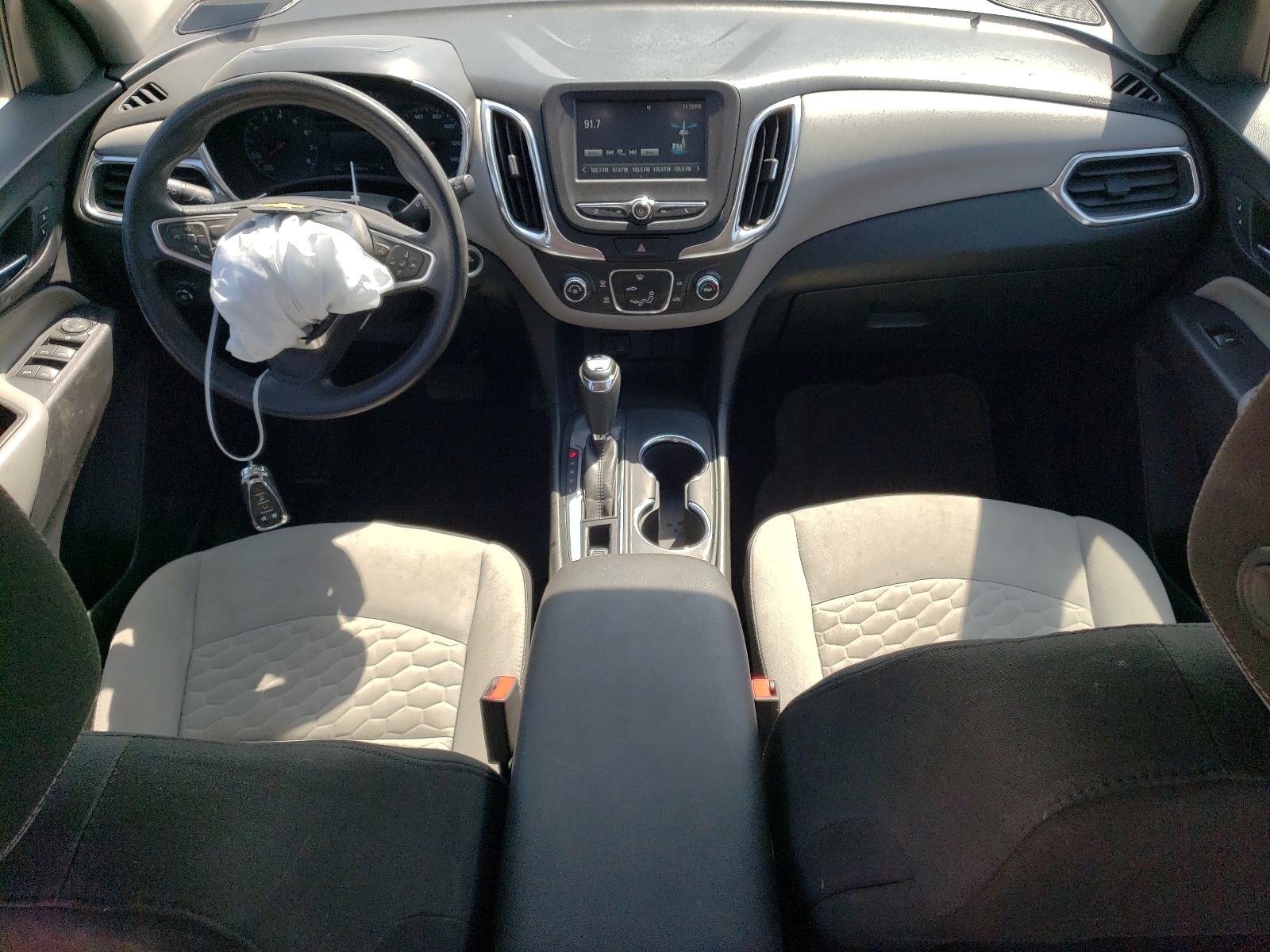 2GNAXHEVXJ6116003 2018 Chevrolet Equinox Ls