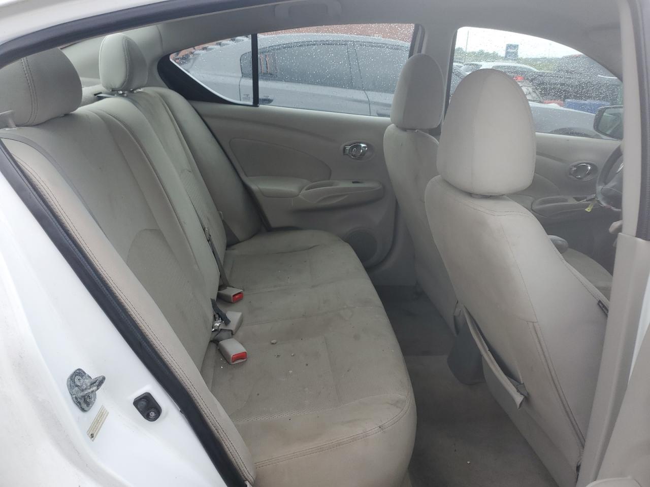 2015 Nissan Versa S VIN: 3N1CN7AP2FL854439 Lot: 63455404