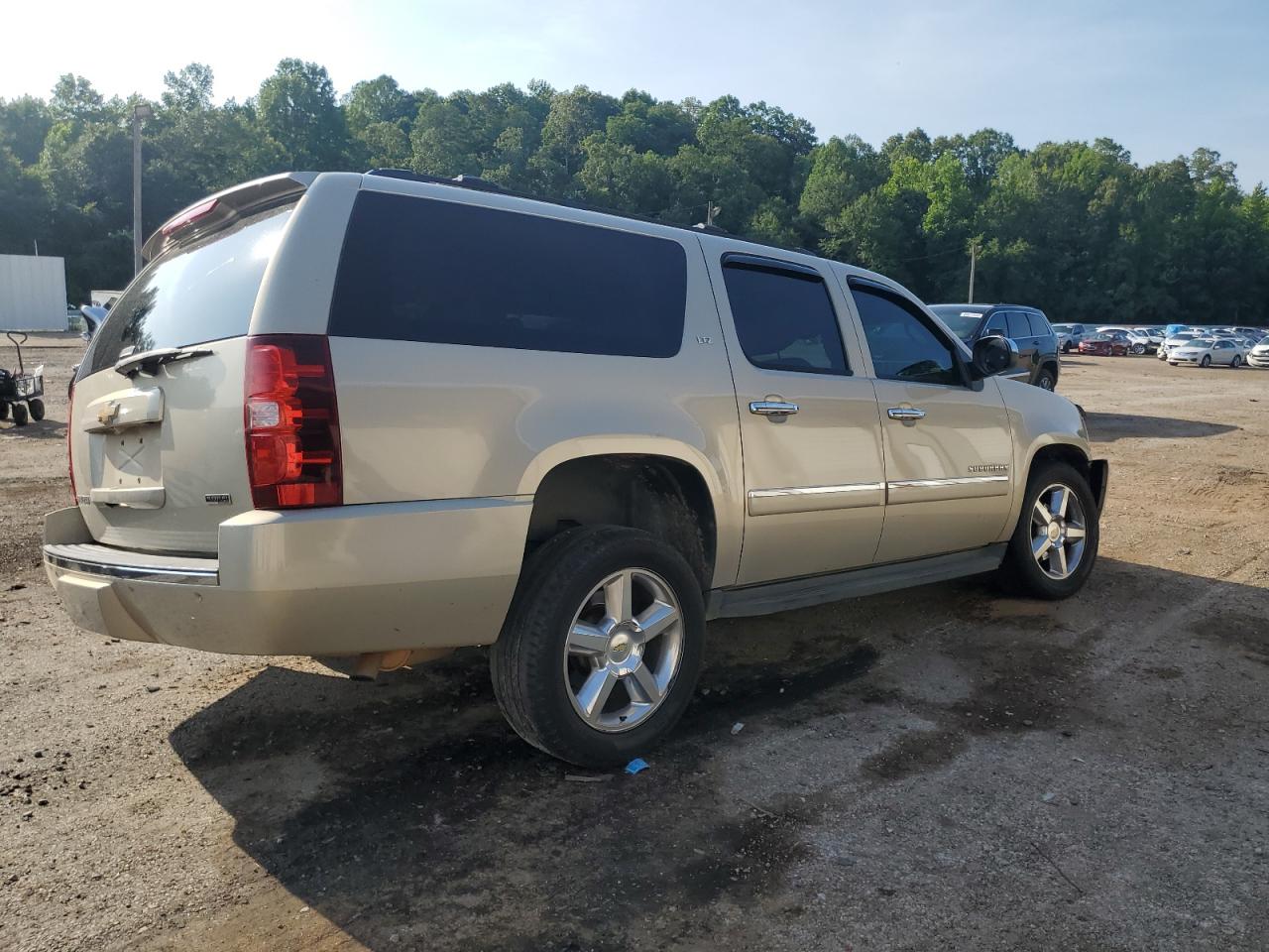 2011 Chevrolet Suburban C1500 Ltz VIN: 1GNSCKE0XBR289754 Lot: 61263854