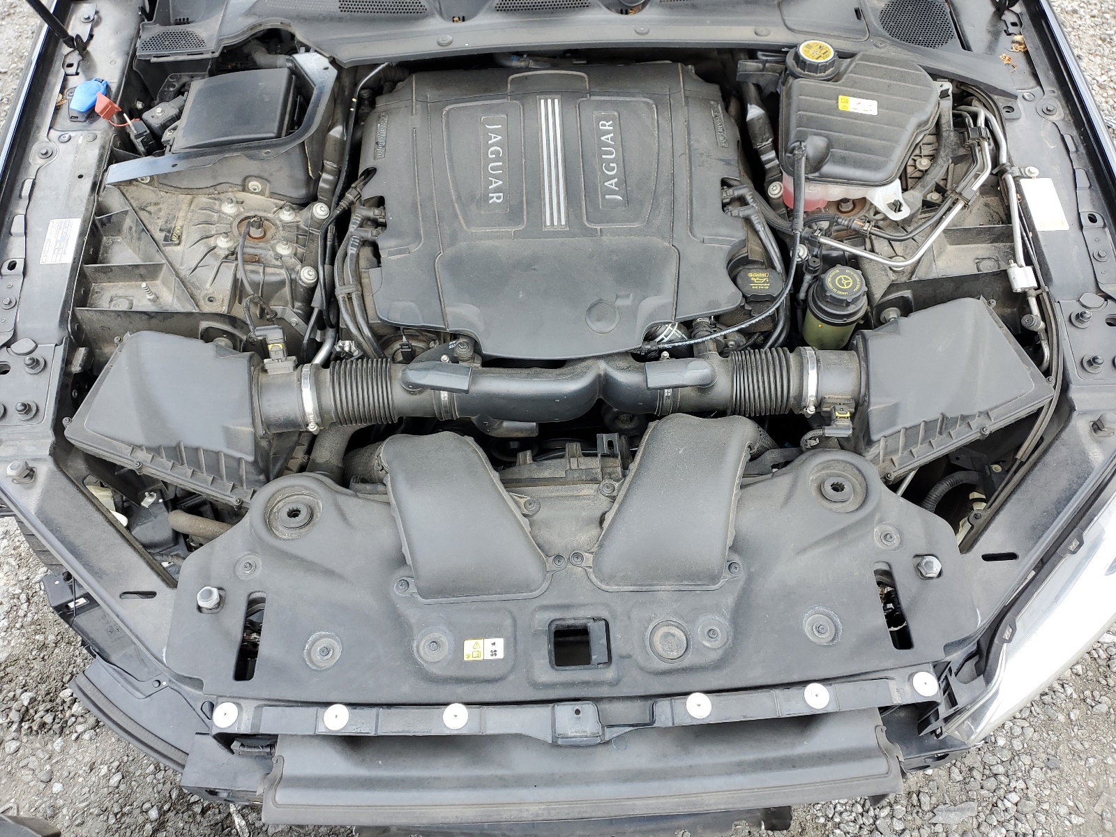 SAJWA1GE1DMV42822 2013 Jaguar Xj Supercharged