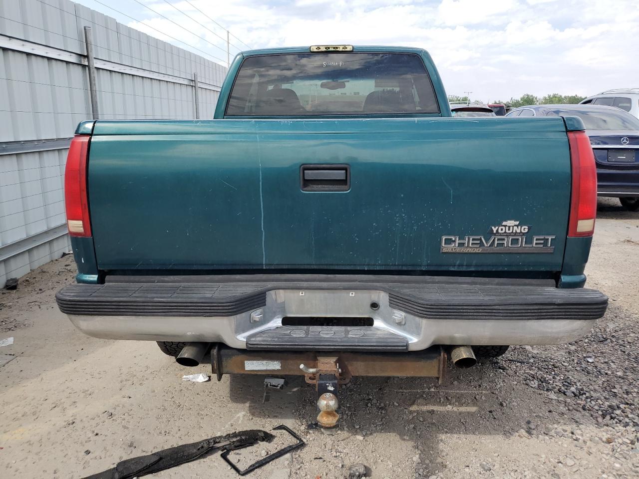 1998 Chevrolet Gmt-400 K1500 VIN: 1GCEK19R2WR145035 Lot: 63723394