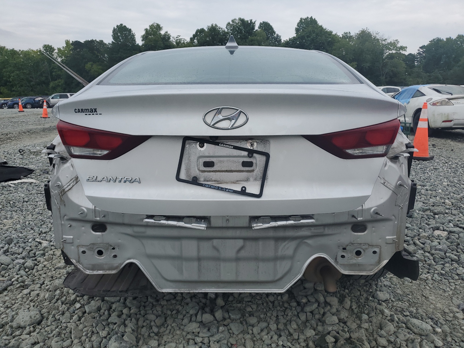 5NPD84LF6HH101947 2017 Hyundai Elantra Se