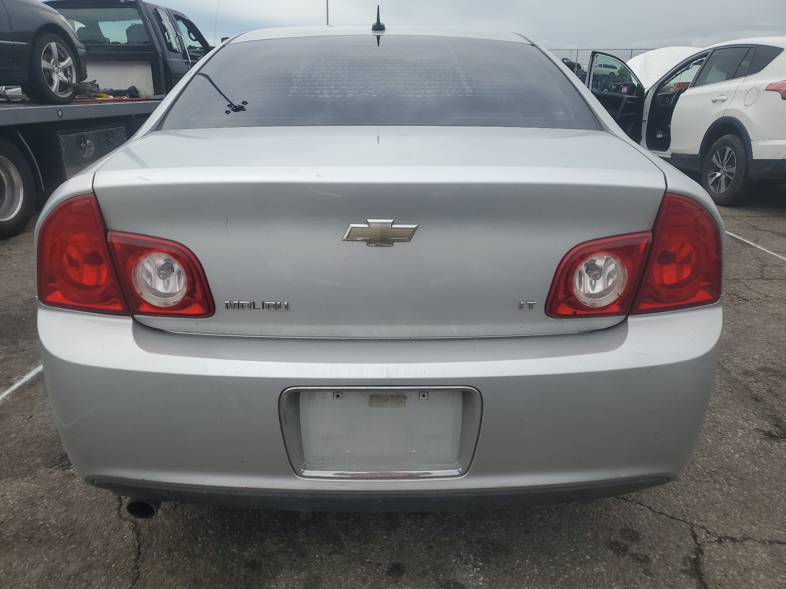 1G1ZJ57B894157377 2009 Chevrolet Malibu 2Lt
