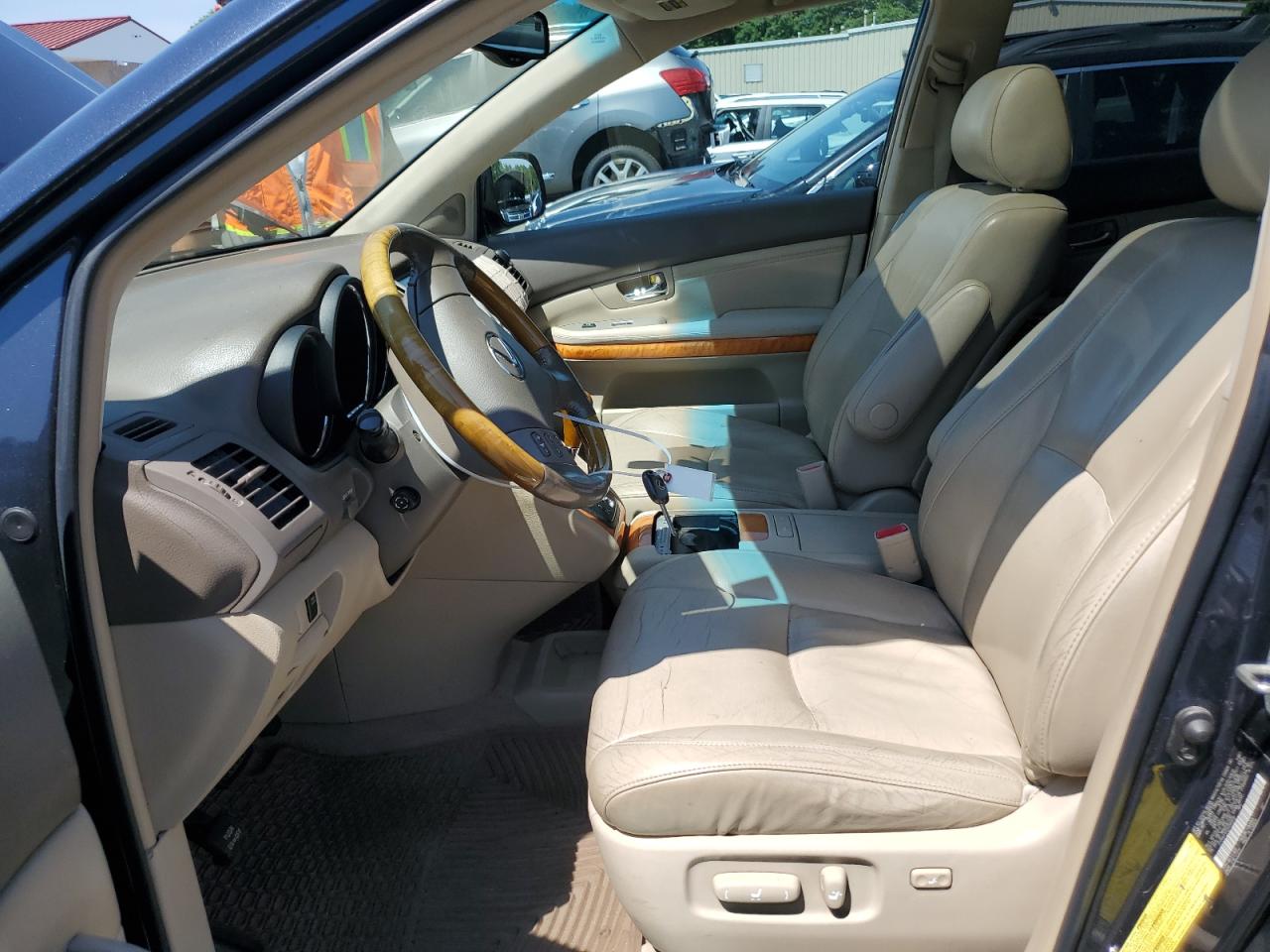 2005 Lexus Rx 330 VIN: 2T2HA31U05C085630 Lot: 62858974