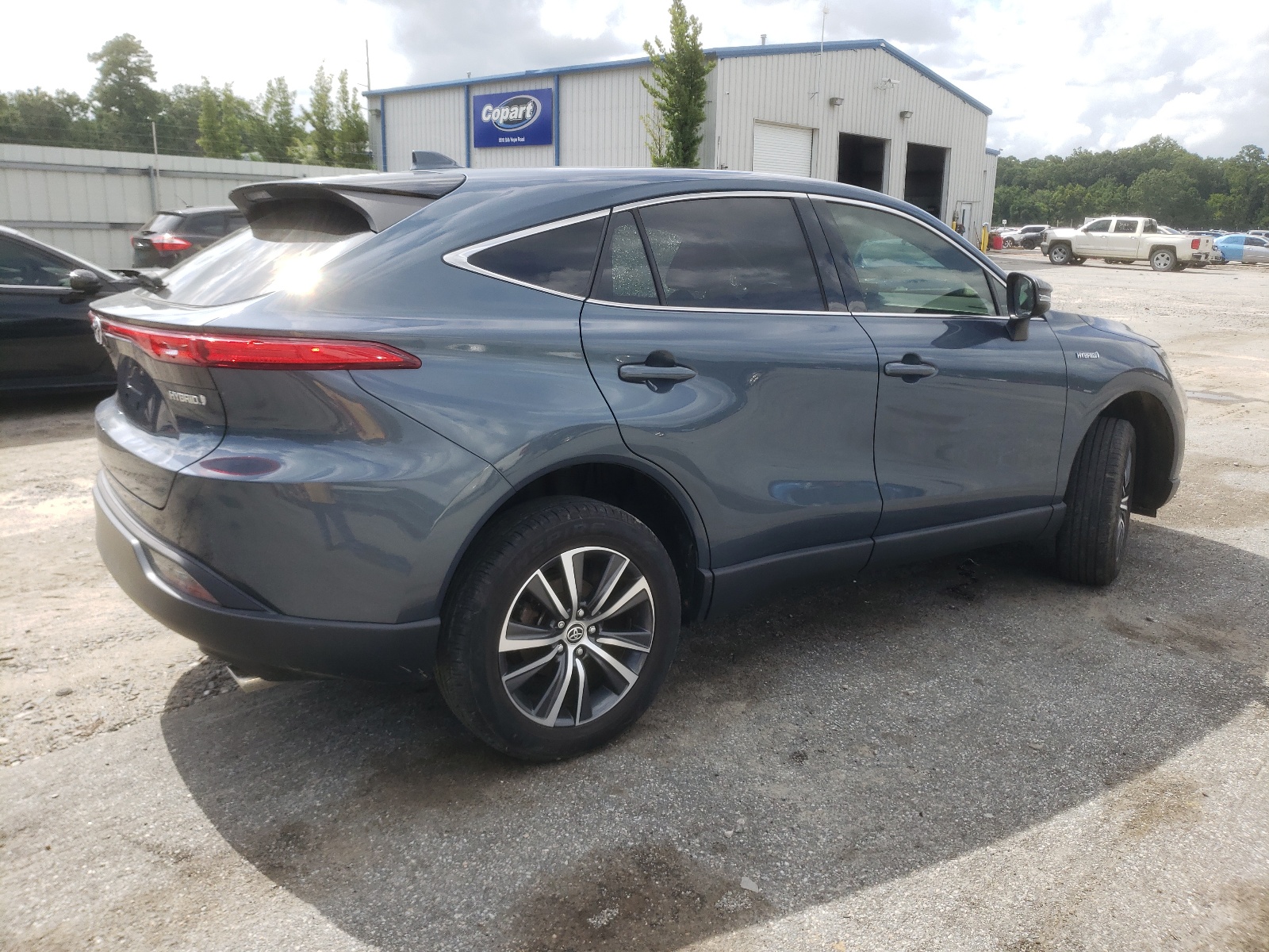 2021 Toyota Venza Le vin: JTEAAAAH1MJ008535