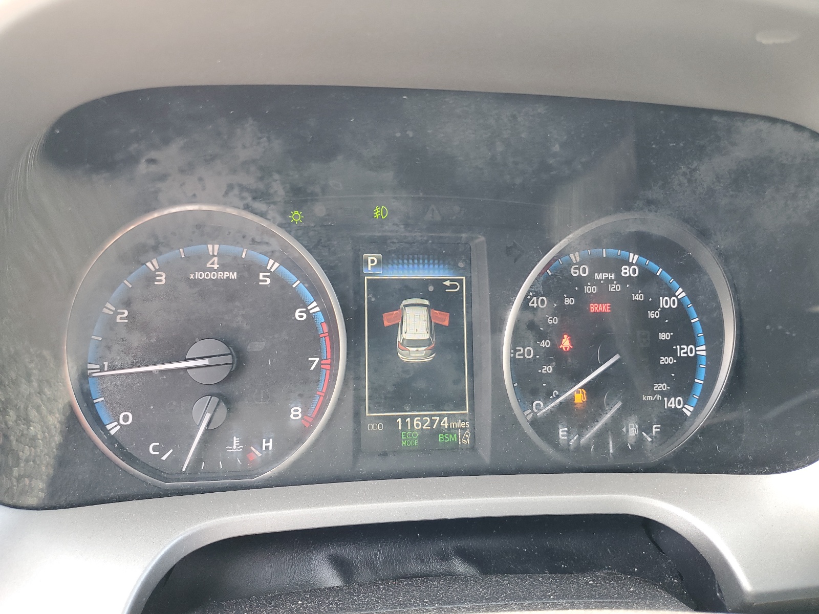 2T3RFREV1JW800138 2018 Toyota Rav4 Adventure