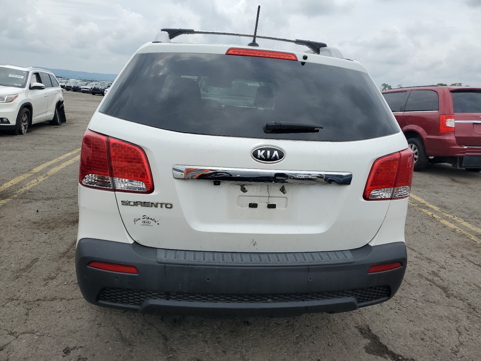 2012 Kia Sorento Base vin: 5XYKTDA64CG253766