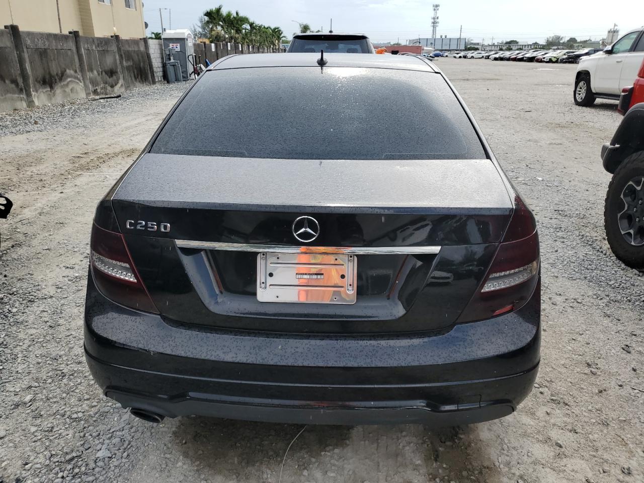 2013 Mercedes-Benz C 250 VIN: WDDGF4HB1DR245990 Lot: 65416754