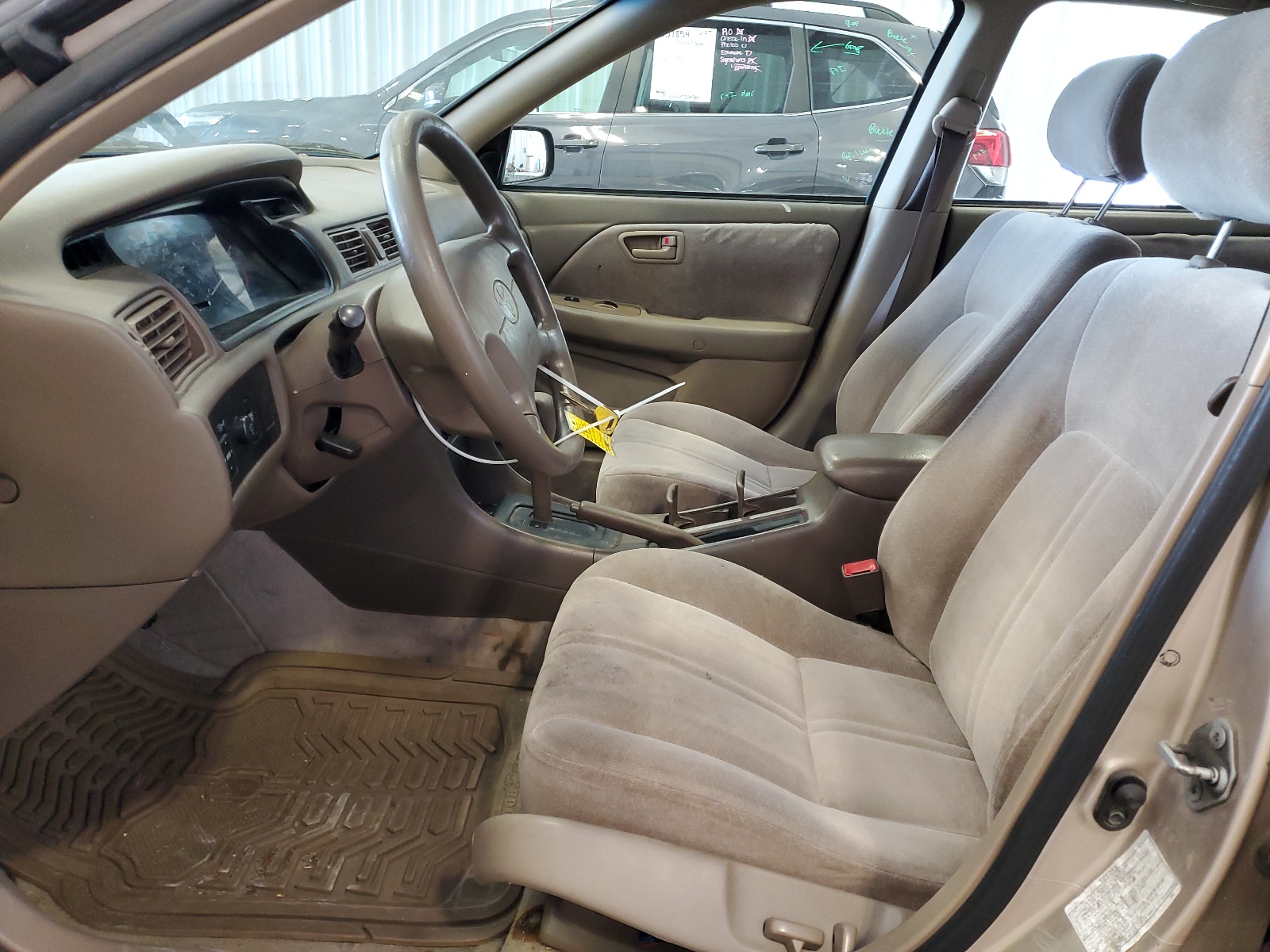 JT2BF22K8X0177707 1999 Toyota Camry Le