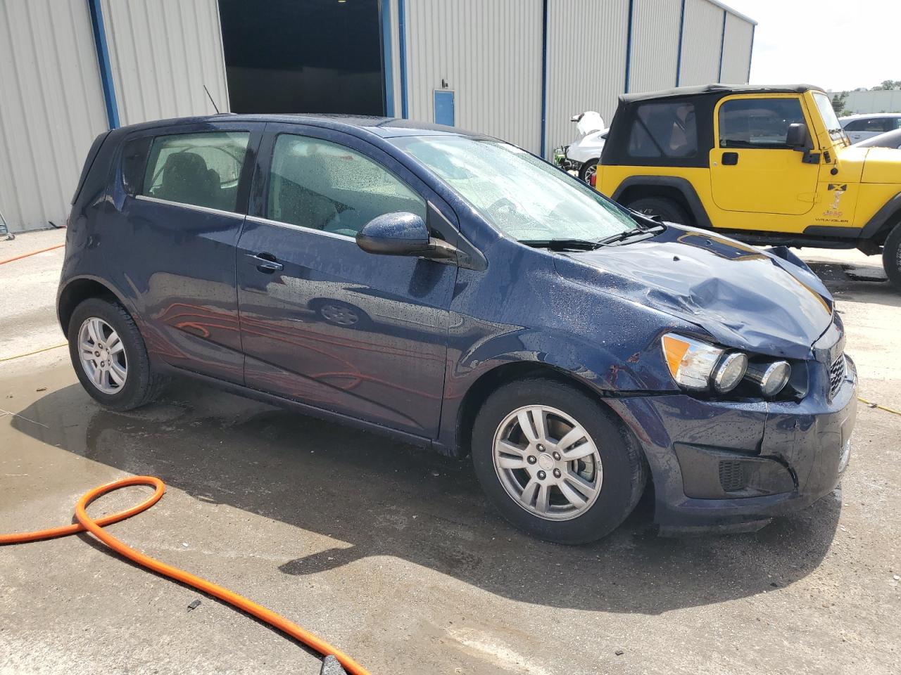 VIN 1G1JC6SH0G4143737 2016 CHEVROLET SONIC no.4