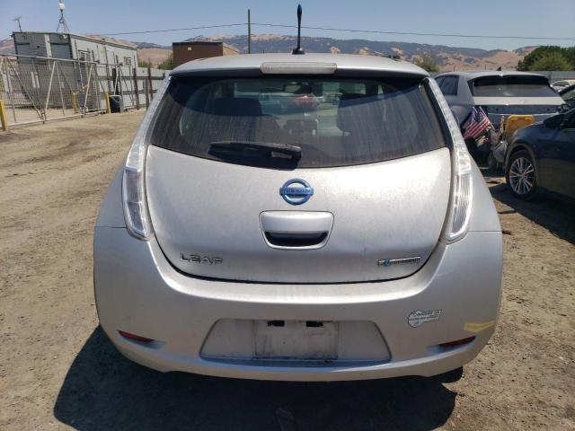  NISSAN LEAF 2013 Серебристый