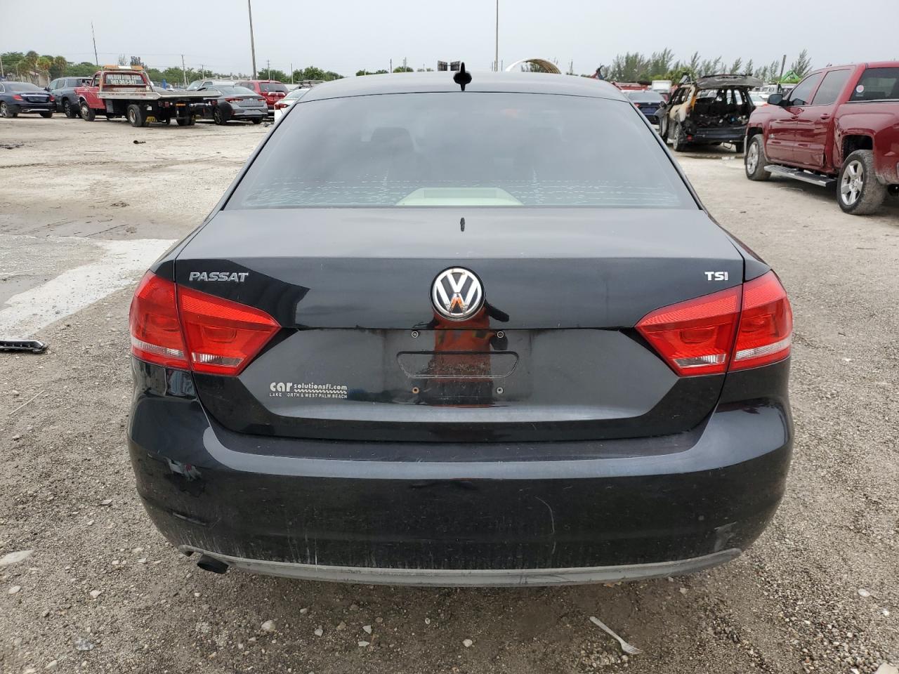 2015 Volkswagen Passat S VIN: 1VWAT7A38FC024984 Lot: 62433194