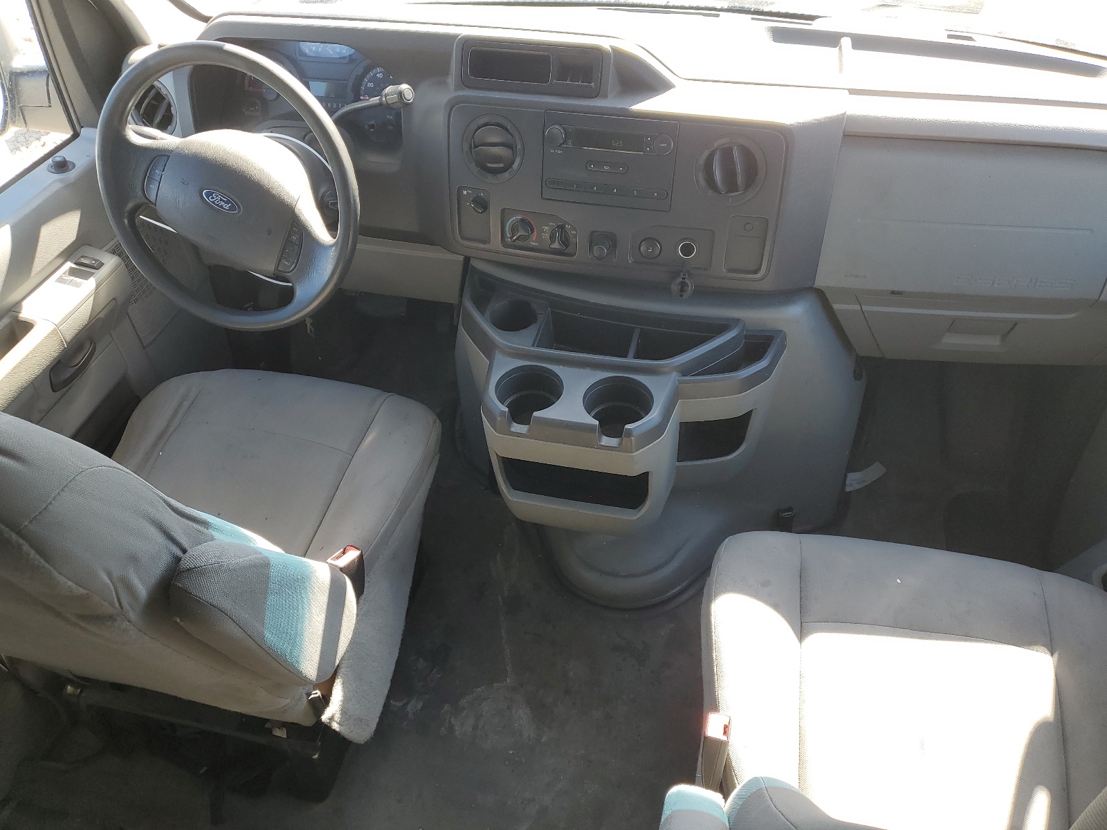 1FTNE1EW9BDA74717 2011 Ford Econoline E150 Van