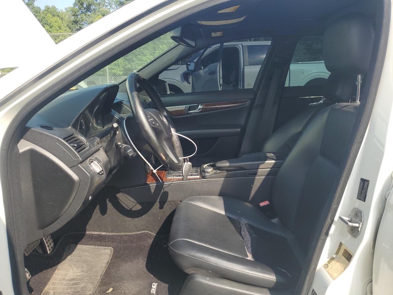 2010 Mercedes-Benz C 300 4Matic VIN: WDDGF8BB9AR099589 Lot: 63815444