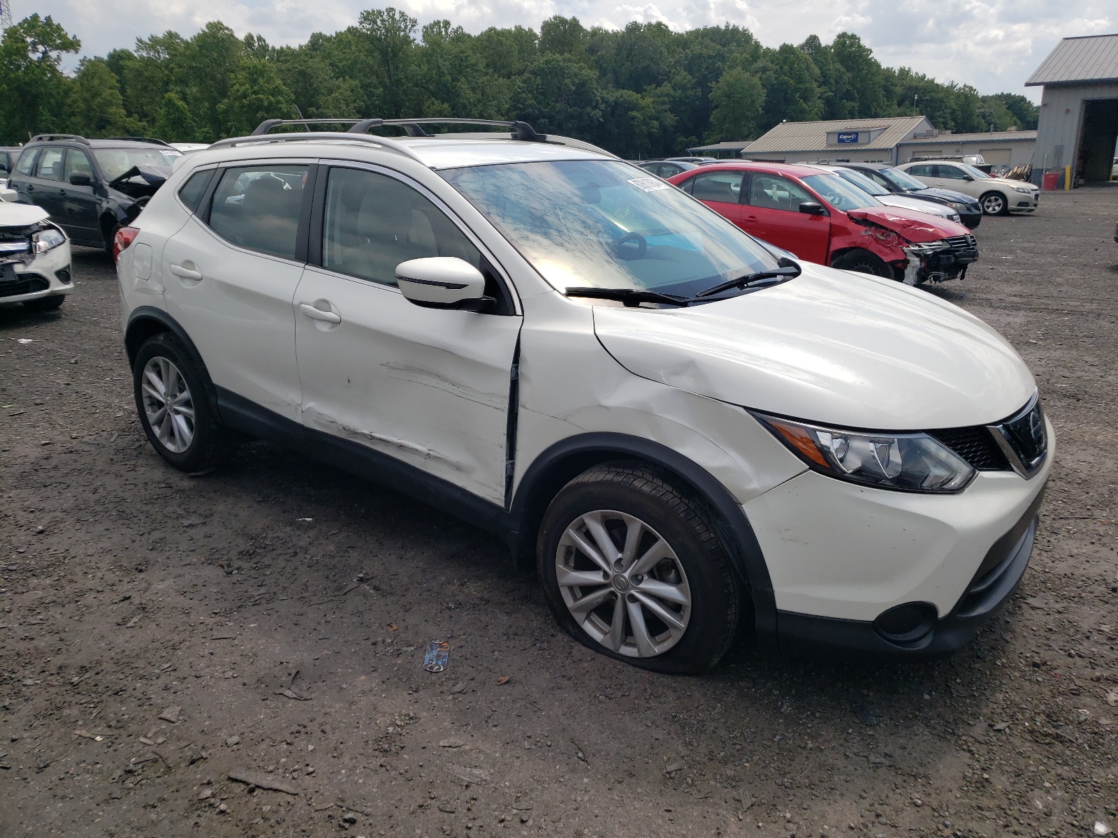 JN1BJ1CR1JW293317 2018 Nissan Rogue Sport S