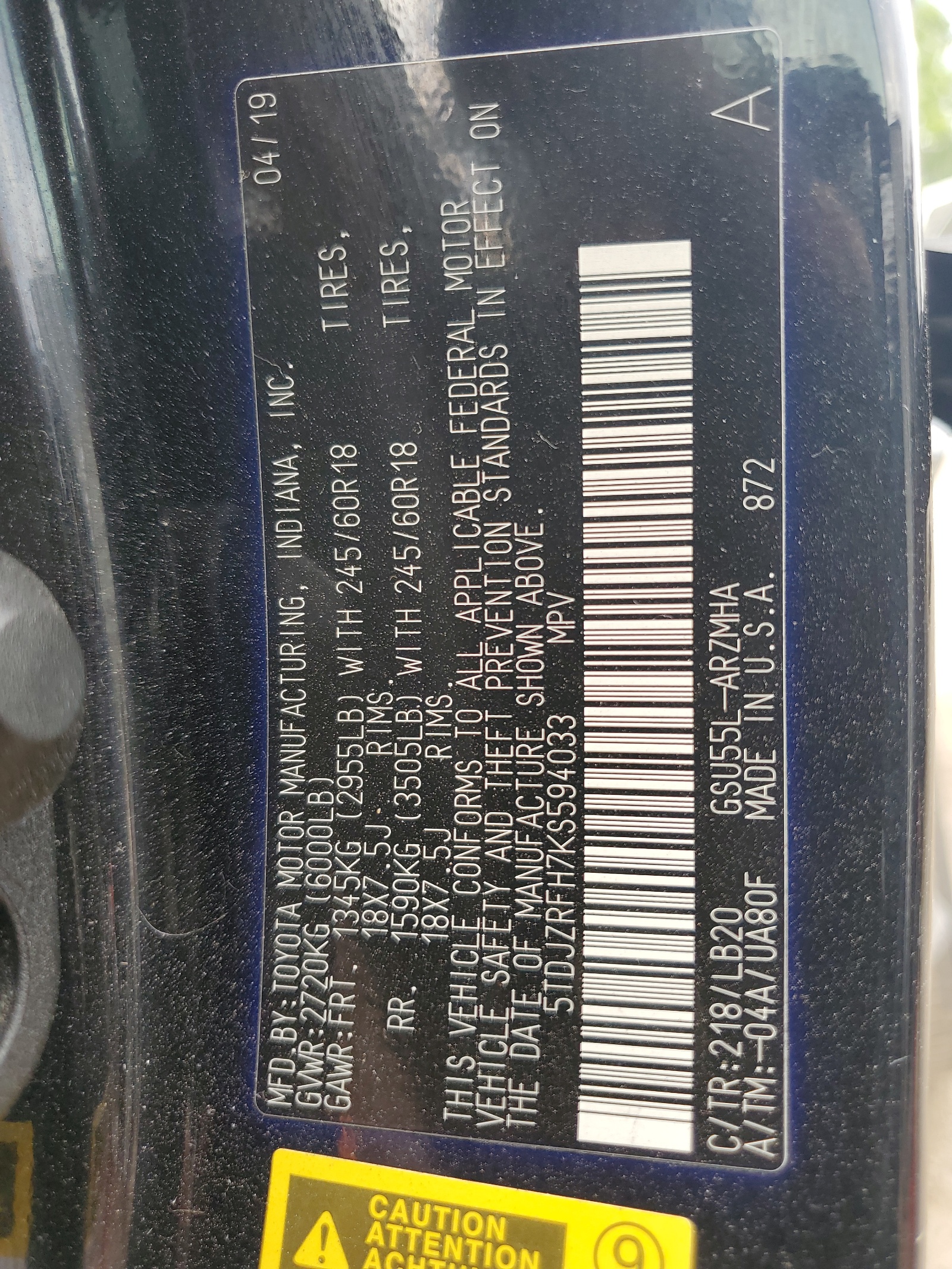 5TDJZRFH7KS594033 2019 Toyota Highlander Se