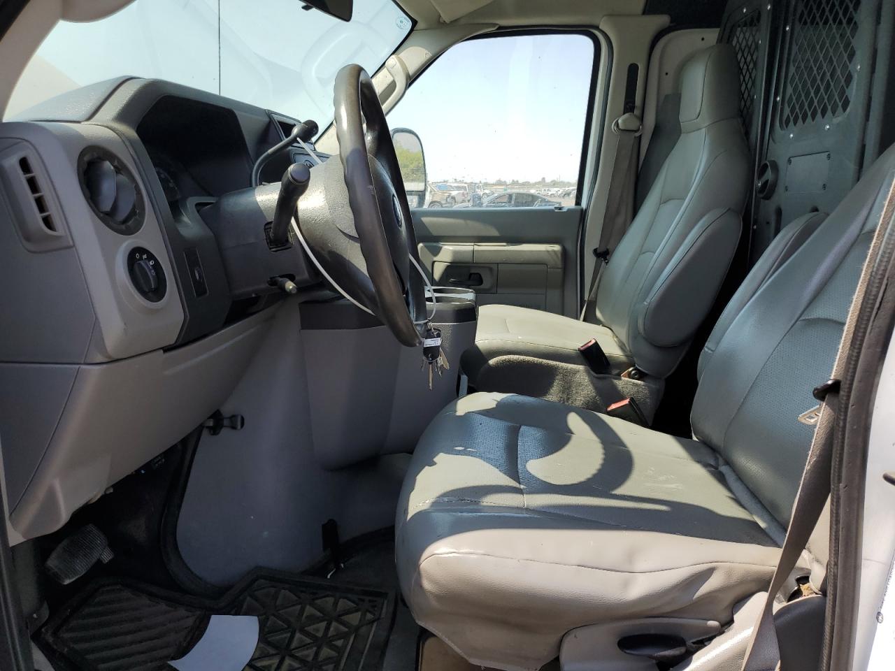 2013 Ford Econoline E150 Van VIN: 1FTNE1EW0DDA18233 Lot: 63233624