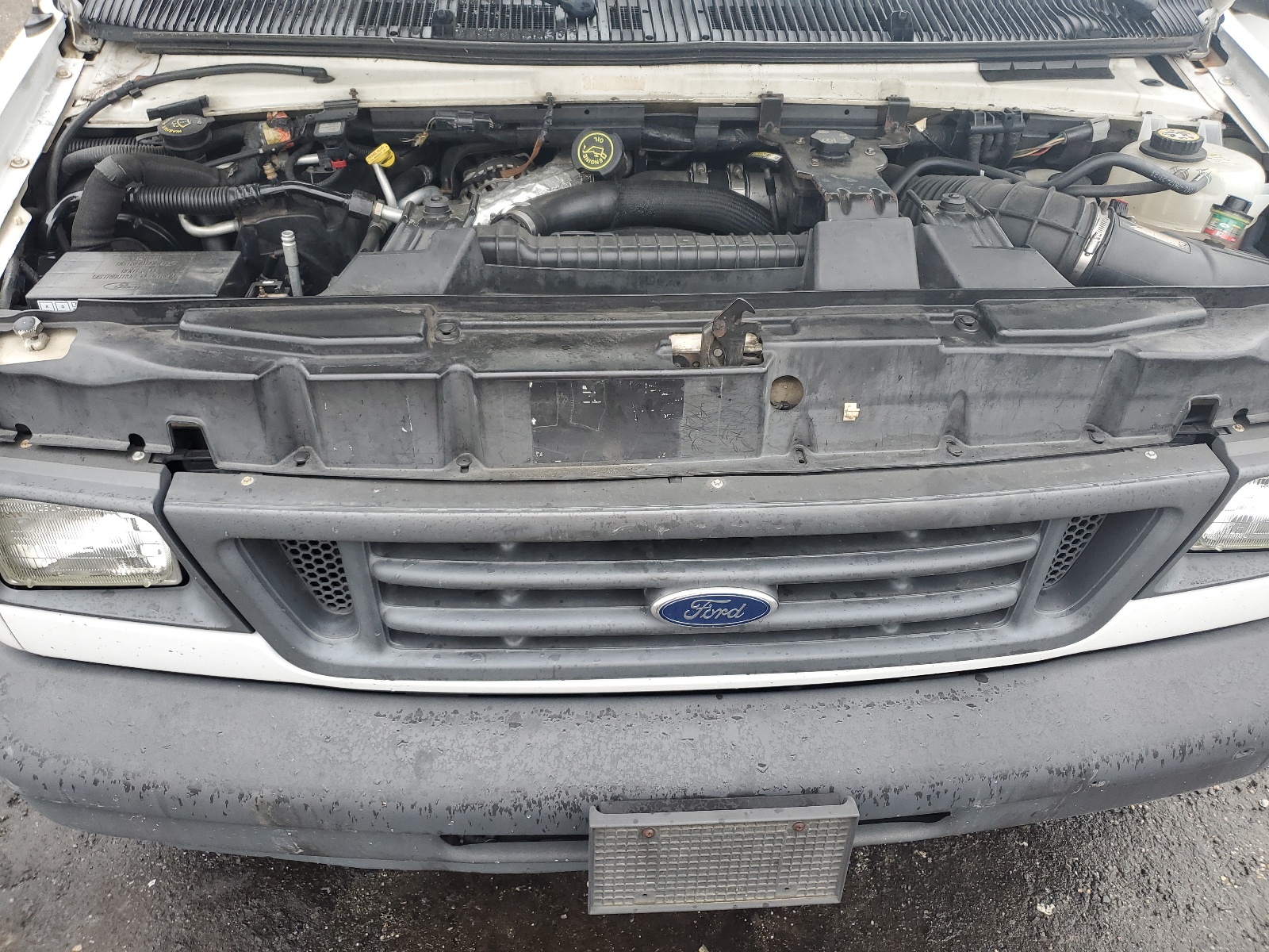 1FTSE34P24HA65636 2004 Ford Econoline E350 Super Duty Van