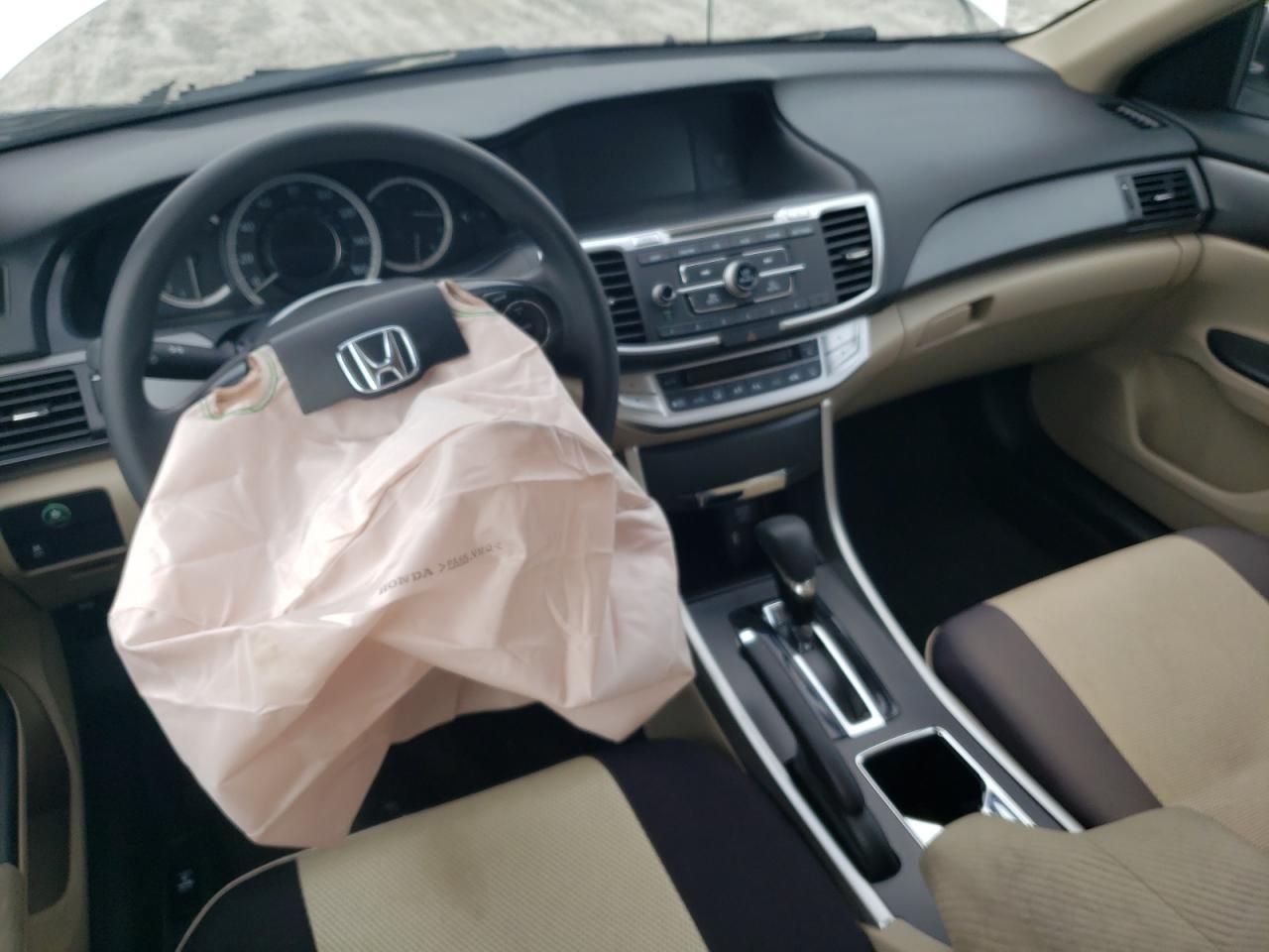 2015 Honda Accord - Image 8