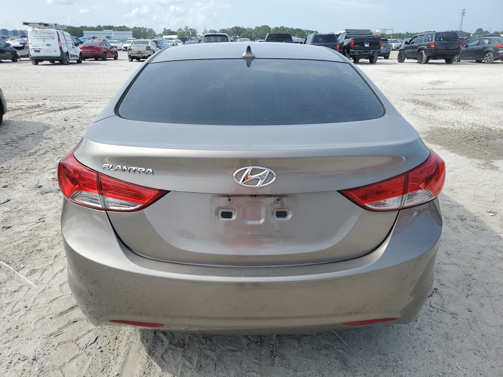 5NPDH4AE2DH417981 2013 Hyundai Elantra Gls