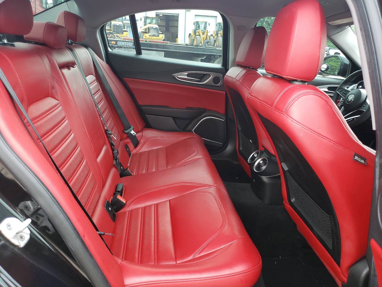 ZARFAEEN6H7535349 2017 Alfa Romeo Giulia Ti Q4