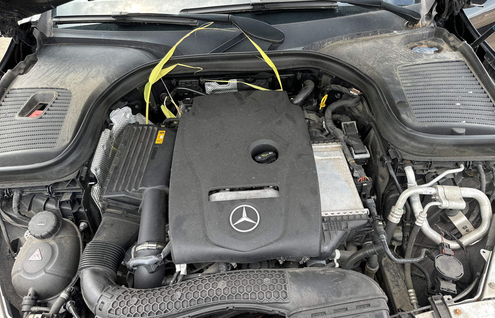 WDC0J4KB3KF642242 2019 Mercedes-Benz Glc Coupe 300 4Matic