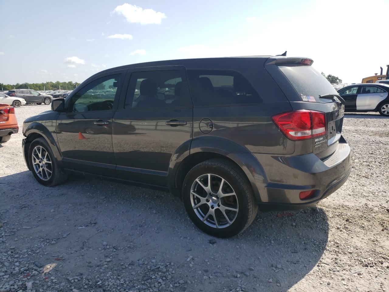 2016 Dodge Journey - Image 2