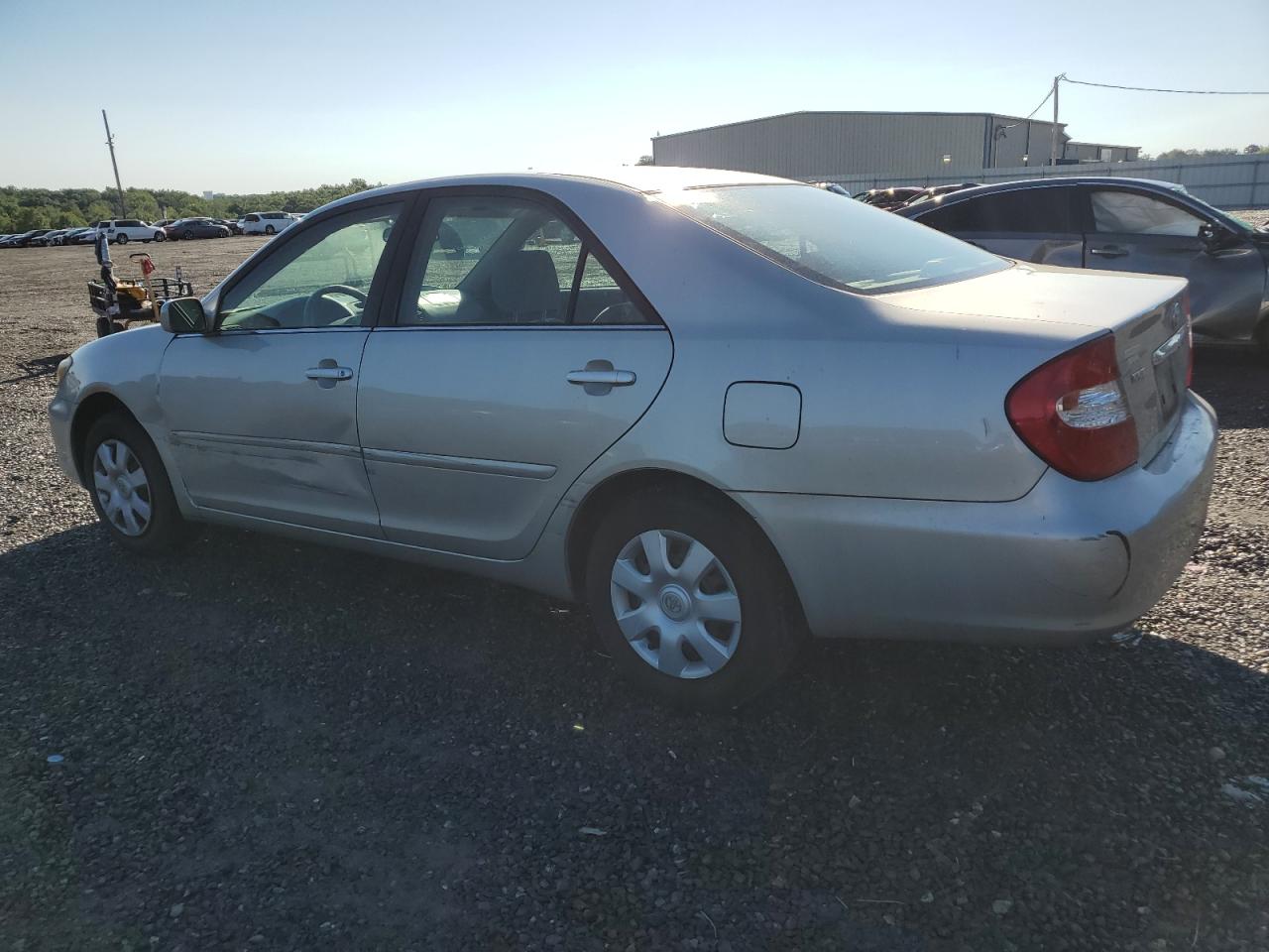 2004 Toyota Camry Le VIN: 4T1BE32K64U824282 Lot: 61377804
