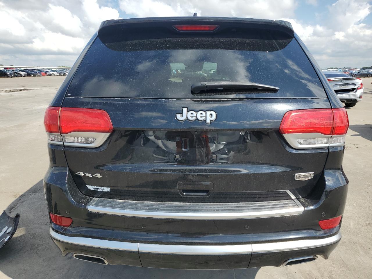 1C4RJFJT4JC163587 2018 Jeep Grand Cherokee Summit