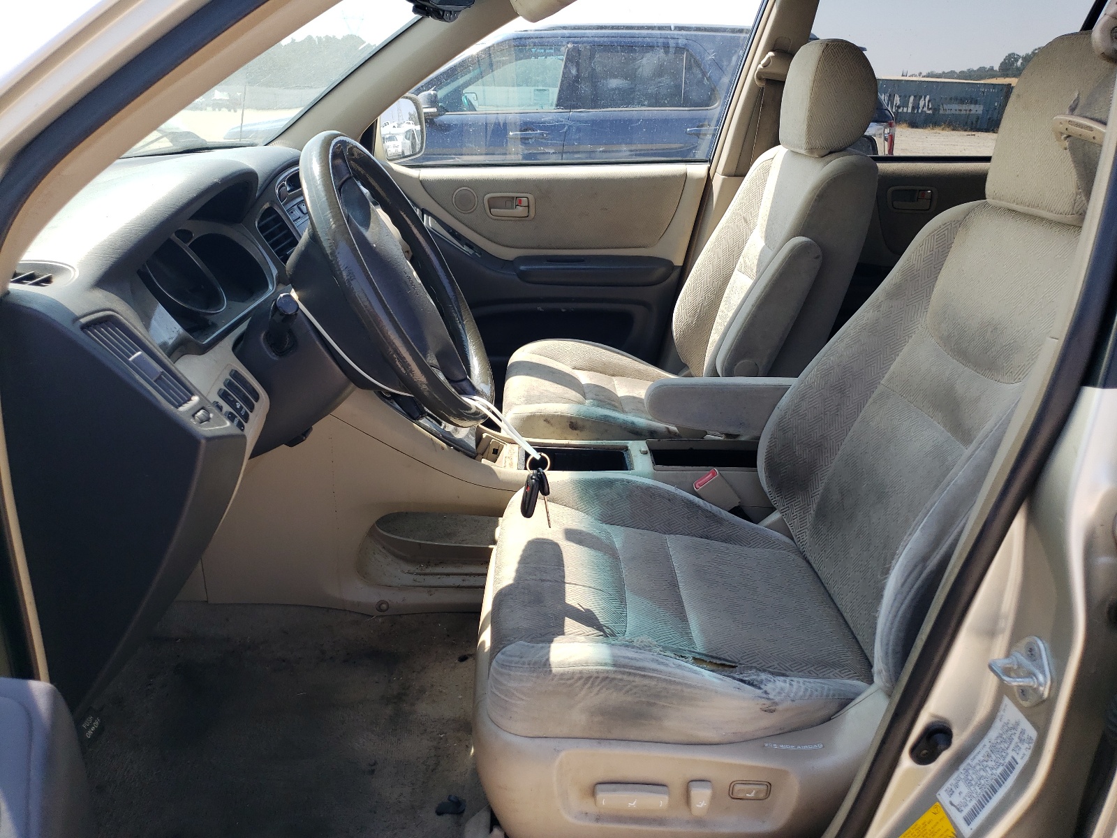 JTEHF21A030106193 2003 Toyota Highlander Limited