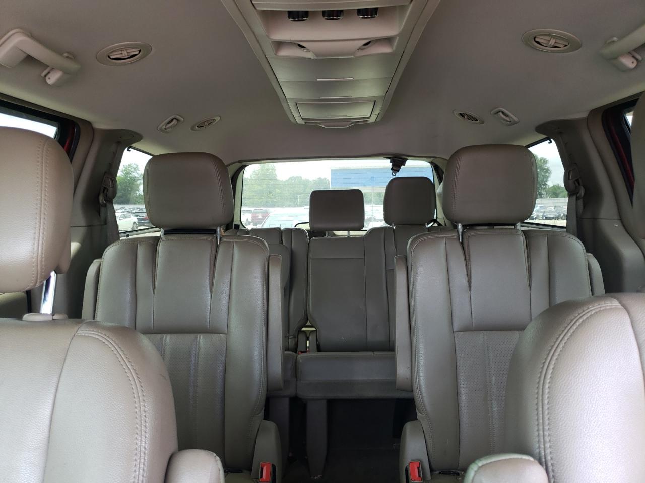 2011 Chrysler Town & Country Touring L VIN: 2A4RR8DG8BR713038 Lot: 61758504