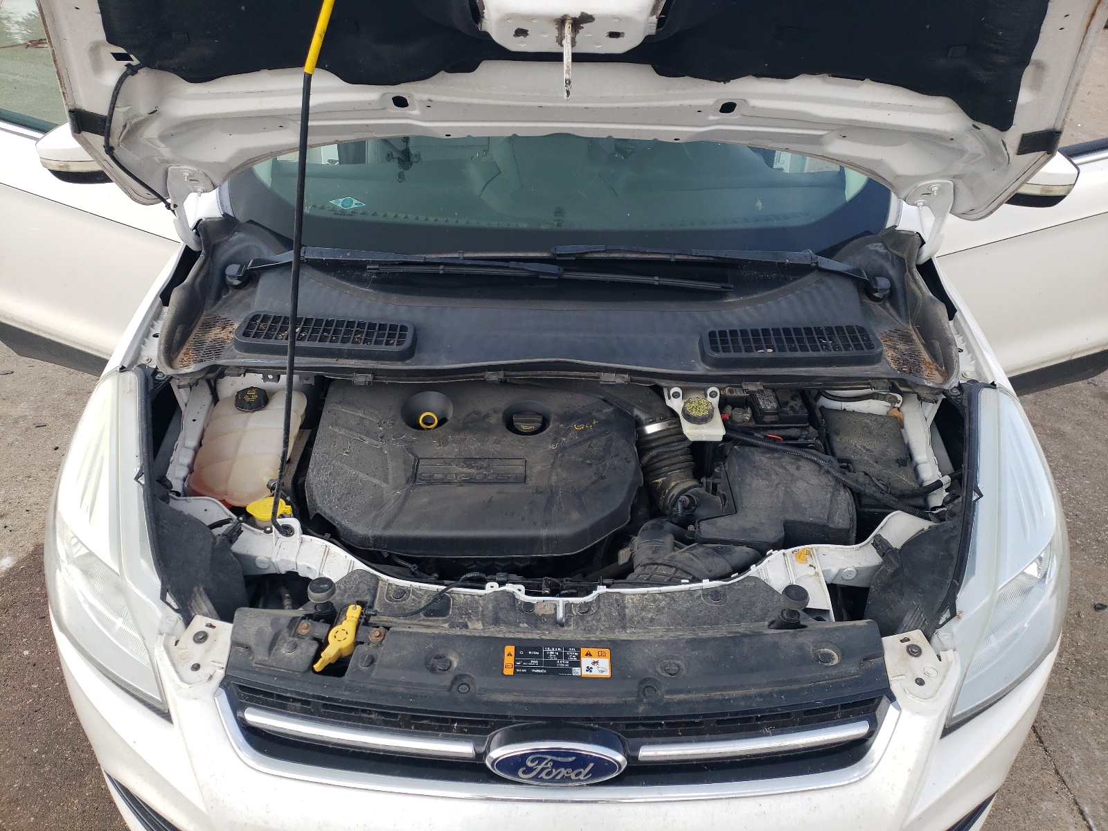 1FMCU9J93EUA30009 2014 Ford Escape Titanium