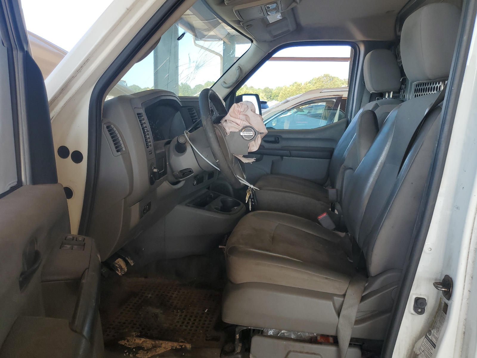 1N6BF0KY0HN811786 2017 Nissan Nv 1500 S