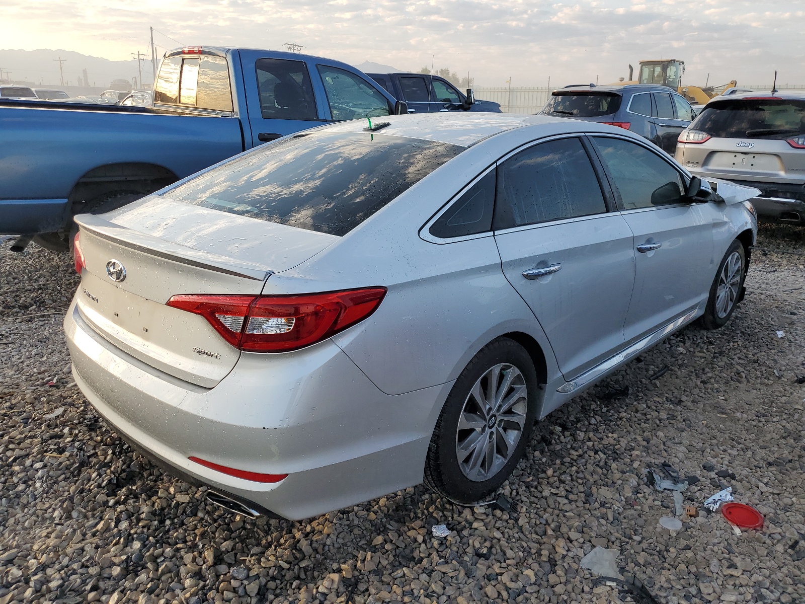 2015 Hyundai Sonata Sport vin: 5NPE34AF8FH081915